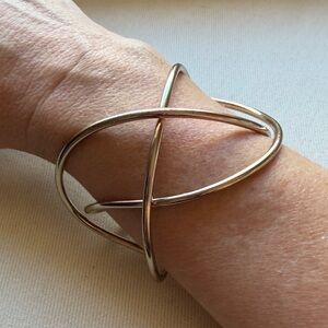 Silver Openwork Crisscross Cuff Bracelet - Stylish Women’s Jewelry